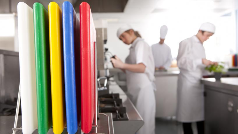 Type of Cutting Board is Your Best Bet to Prevent Cross-Contamination