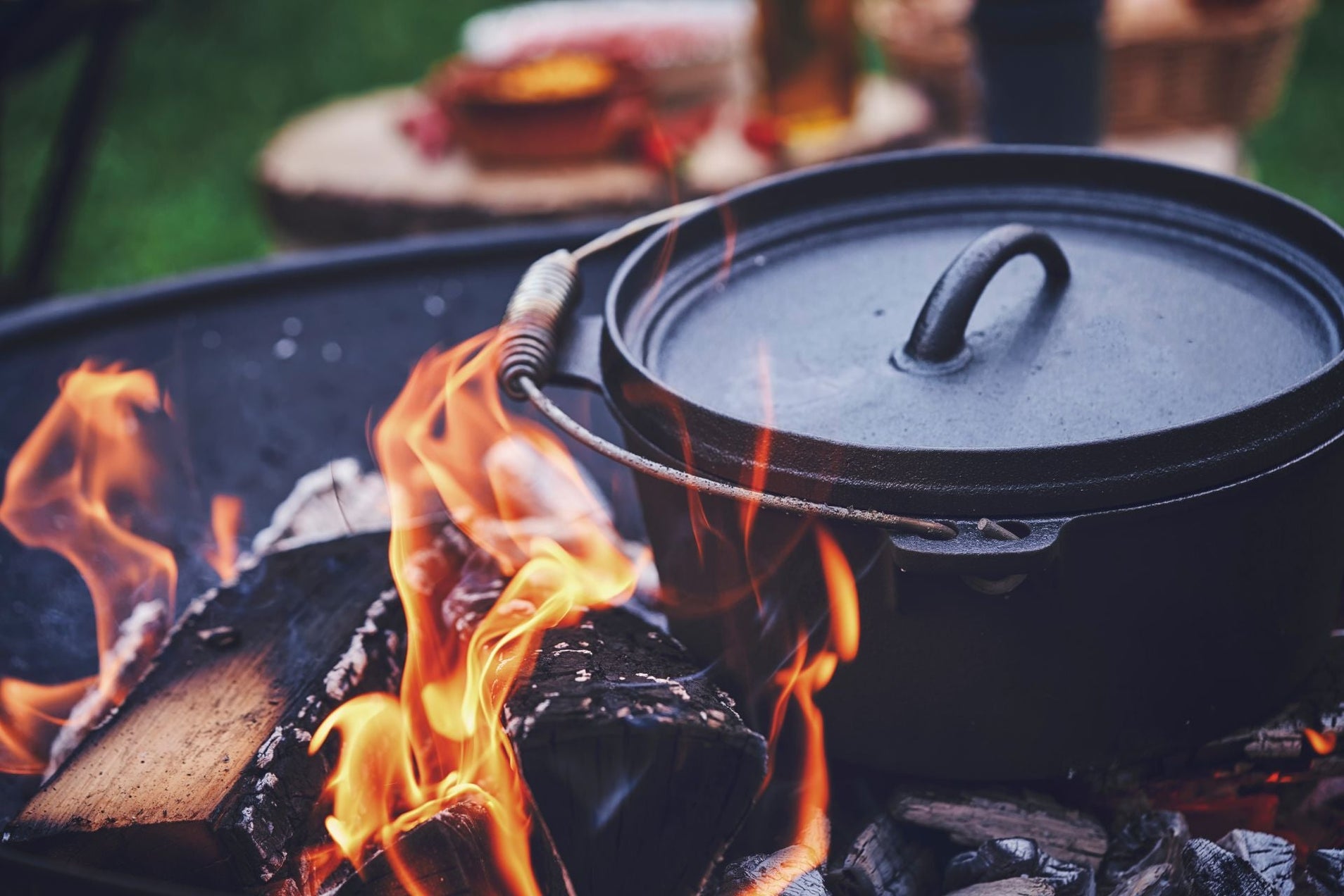 What Is a Dutch Oven? 5 Best Uses & Why You Need One S.T.O.P