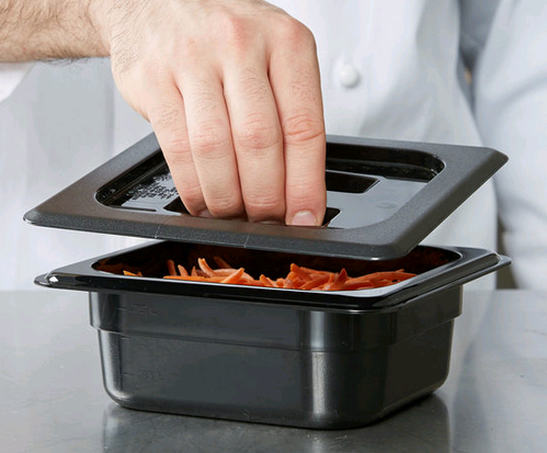 Cambro 1/6 Size Solid Black Food Pan Cover 60CWCH110*