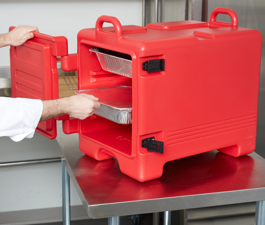Cambro Ultra Pan Carrier® Hot Red Front Loading Insulated Food Pan Carrier - 4 Full-Size Pan UPC300158*
