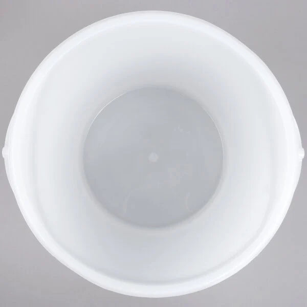 Rubbermaid 22qt Round Storage Container FG572800WHT 1/1EA