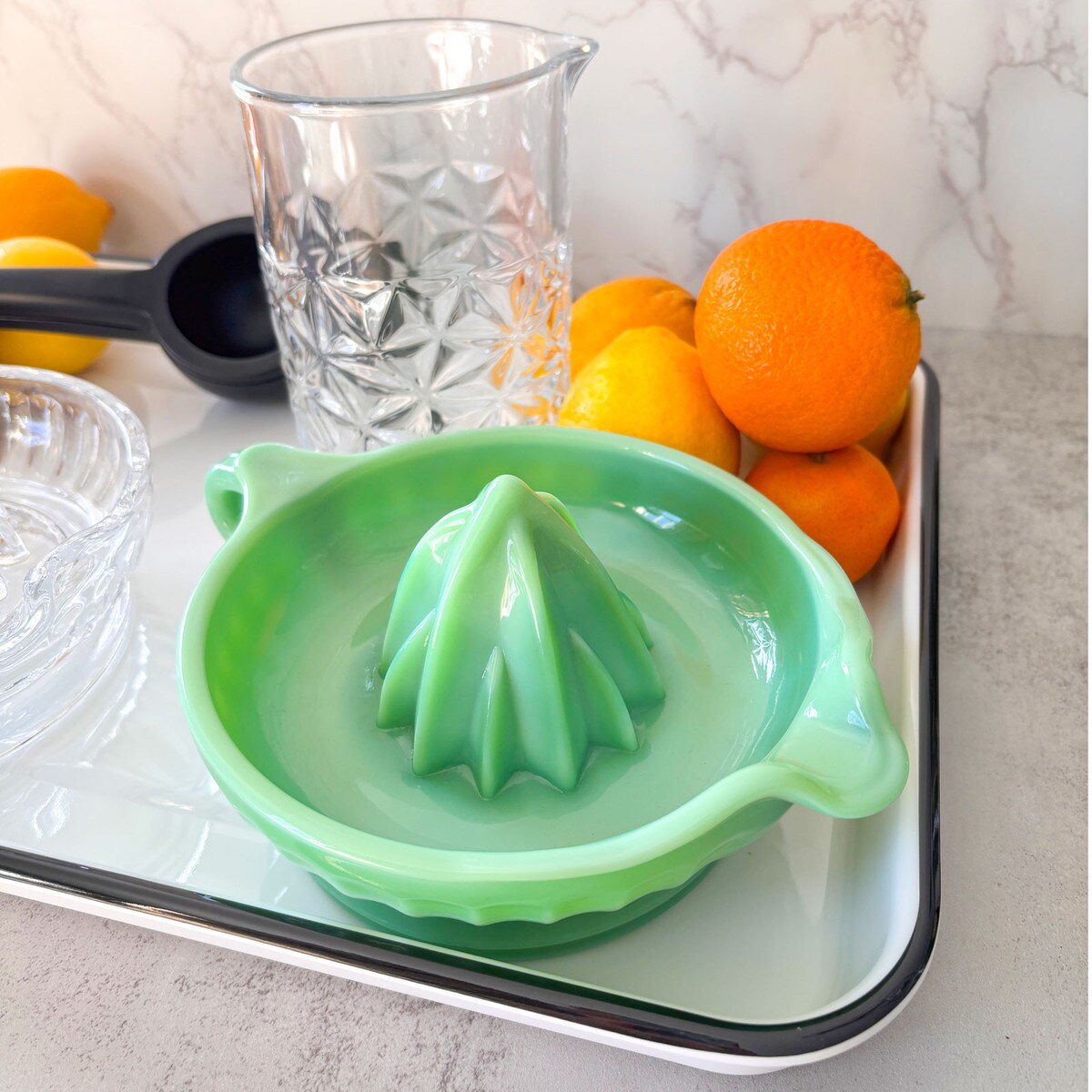 TableCraft - Juicer w/ Handle 6