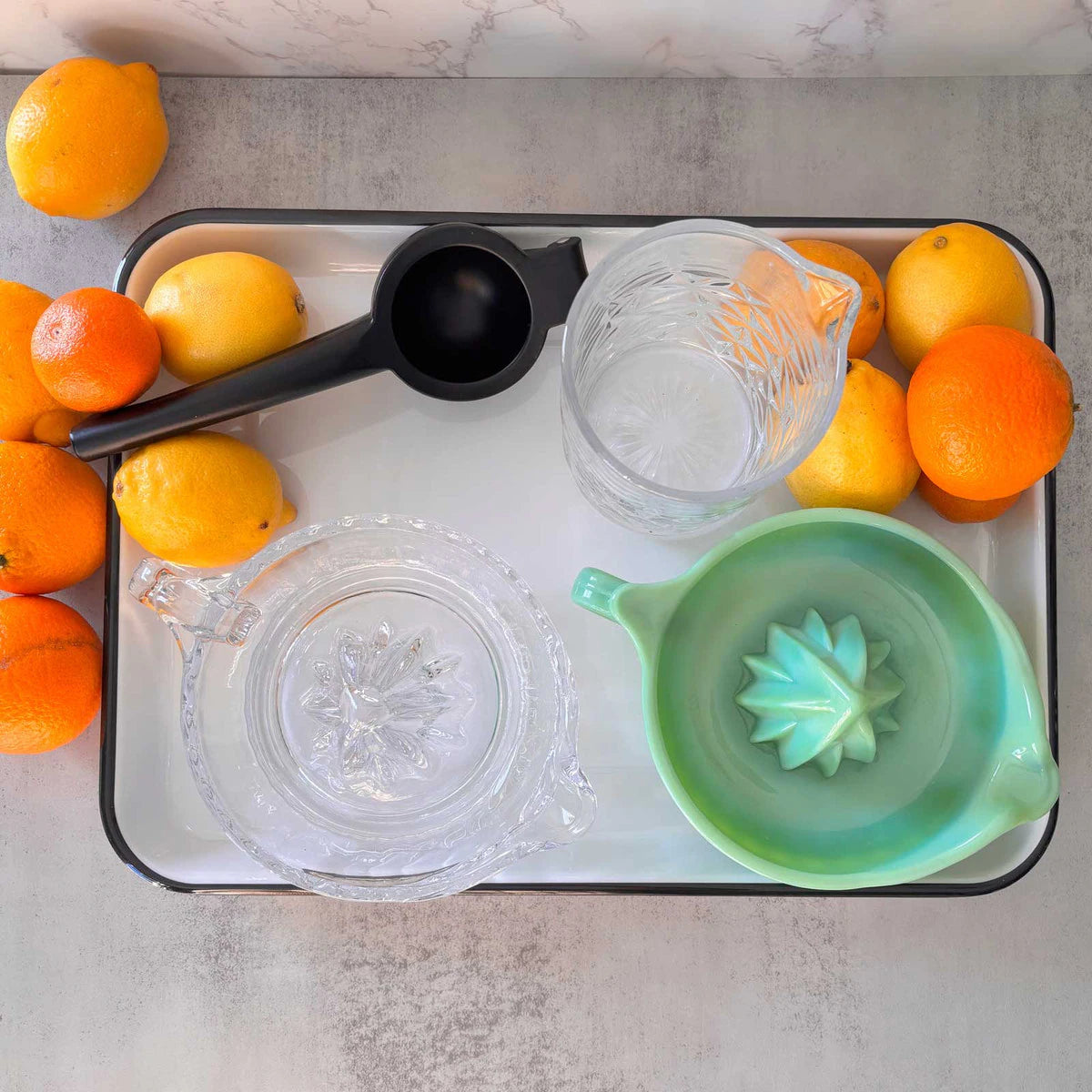 TableCraft - Juicer w/ Handle 6