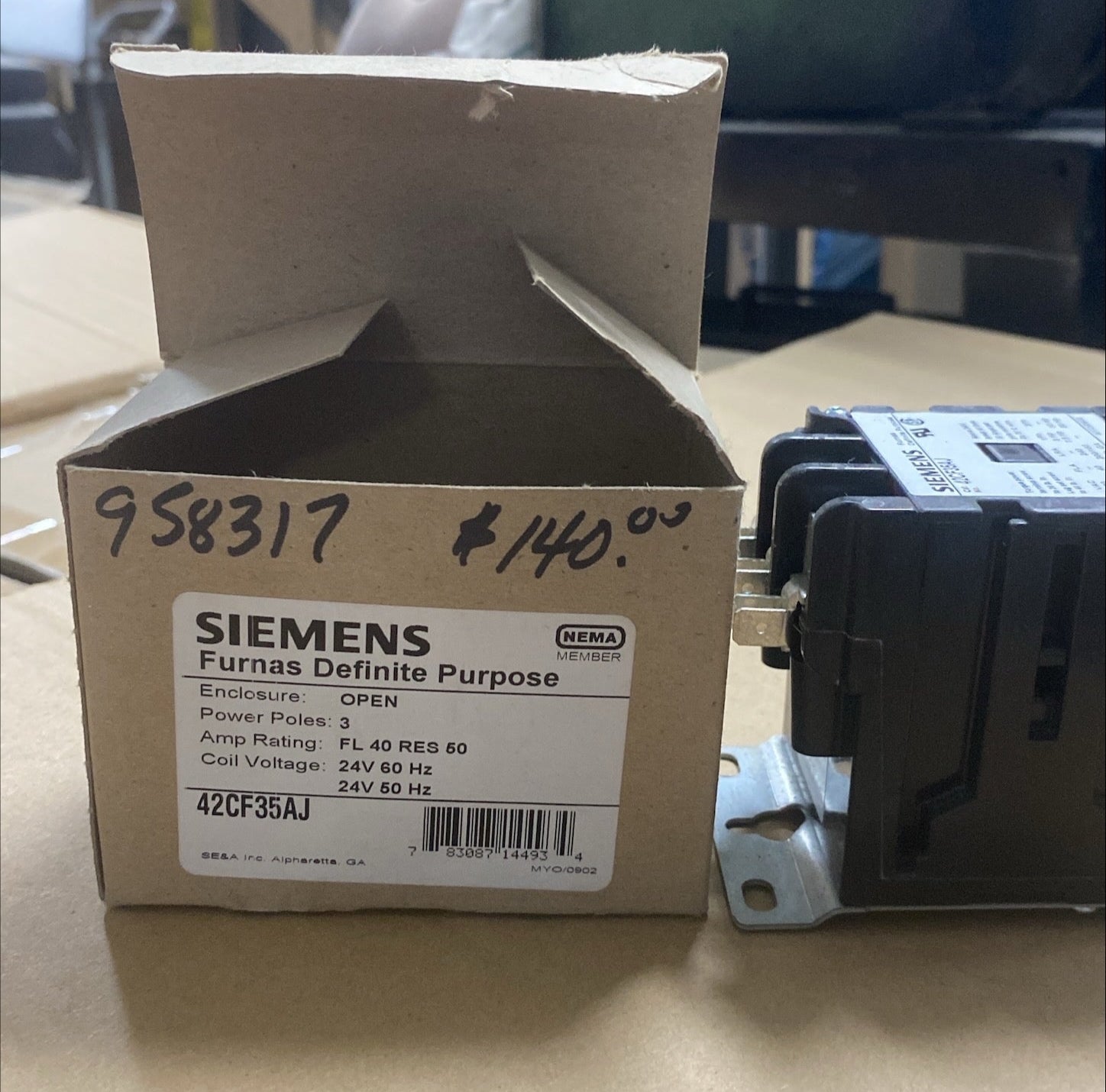 Siemens Definite Purpose Contactor, 3-Pole, 40A, 24VAC Coil, Class 42 Series 42CF35AJ  1/1EA*