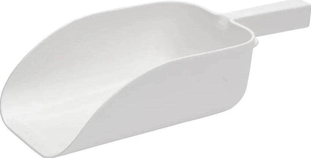 Browne® 574873 64 oz Square Ice Scoop, Plastic (1 Each) on white background