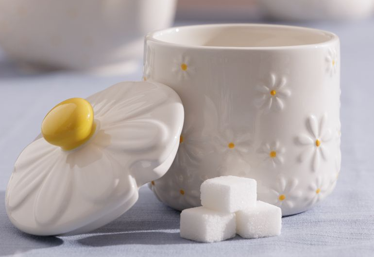 Price & Kensington - Daisy Sugar Bowl 0219161DS