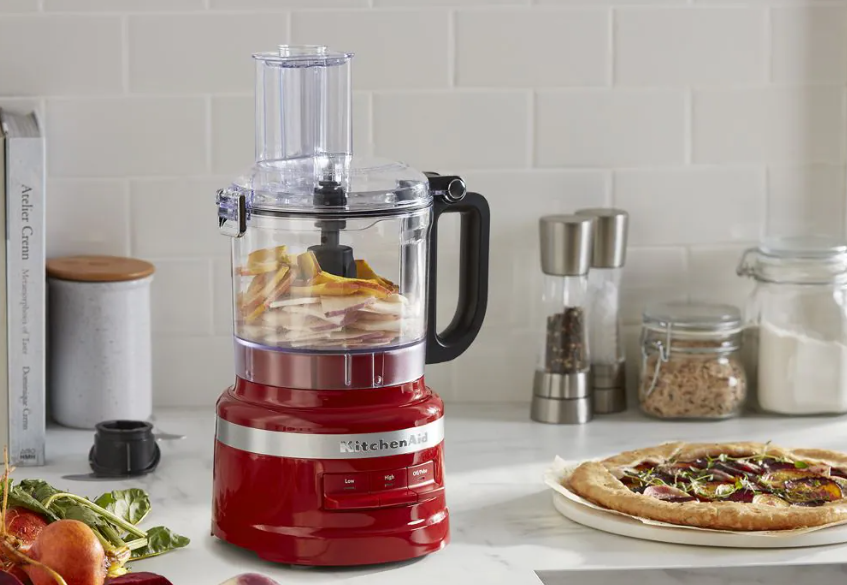 KitchenAid 7 Cup Food Processor in shade Red 