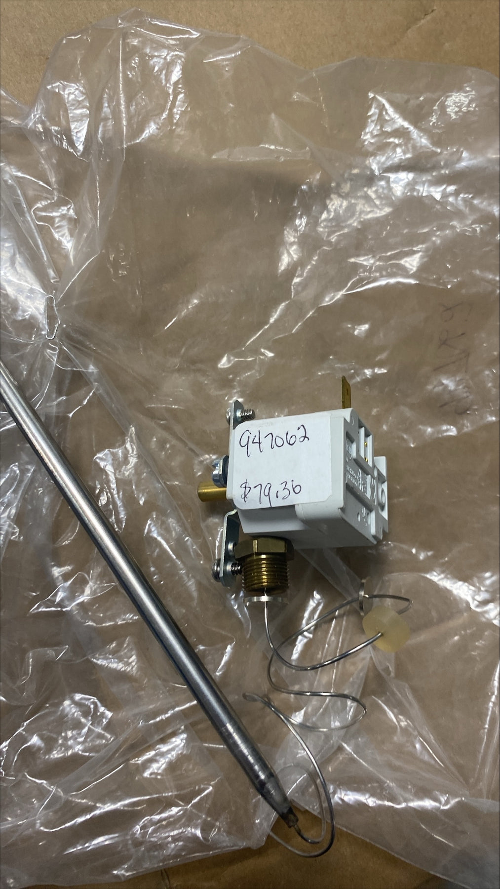 Bloomfield Thermostat for unit 8543 pour 956064 1/1EA*