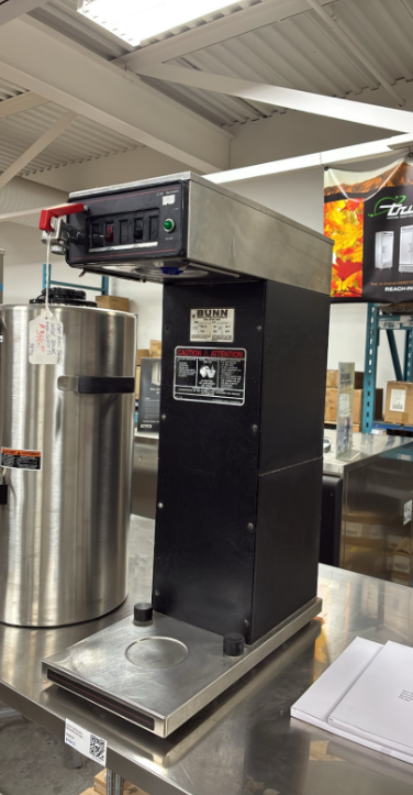 Commercial Bunn Coffee Brewer CWT 004969