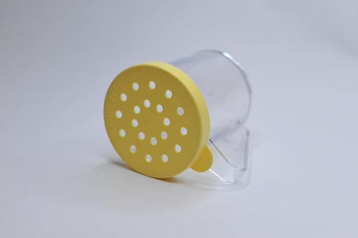 Twenty-Four Seven 10 oz Shaker with Yellow Lid 3043-YL 1/1EA