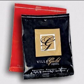 Villa Regular 1-Cup Coffee Pods AMEN33130 on top of decaf on white background