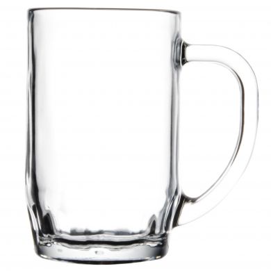 Libbey overflowed pint glass 19.5oz beer glass on white background