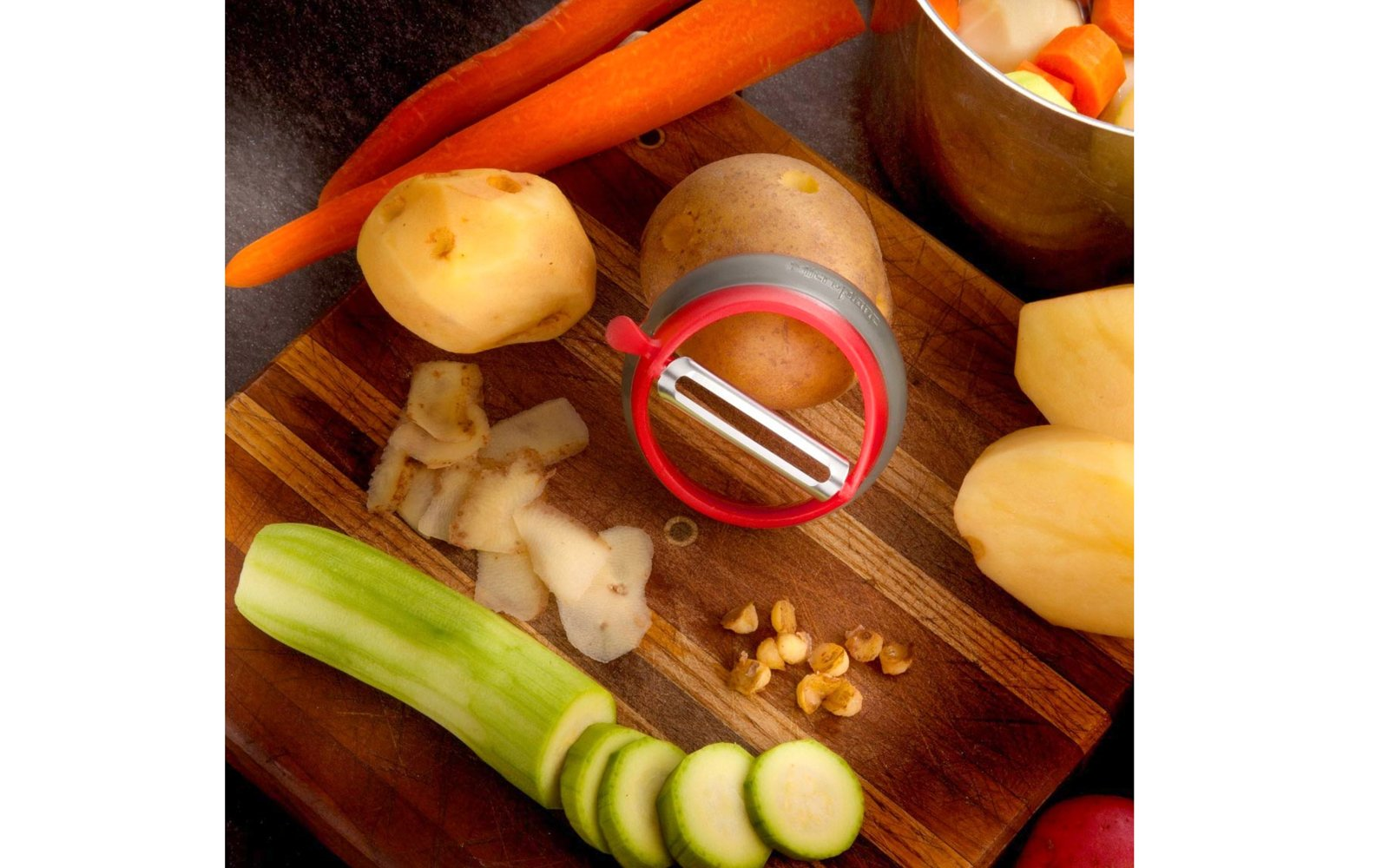 Microplane - Grip'N Strip Straight Peeler 47531 - 1/1EA