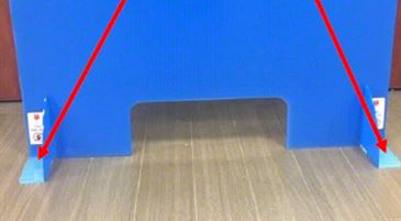 Globe Commercial Products Stabilizer Feet on blue screen