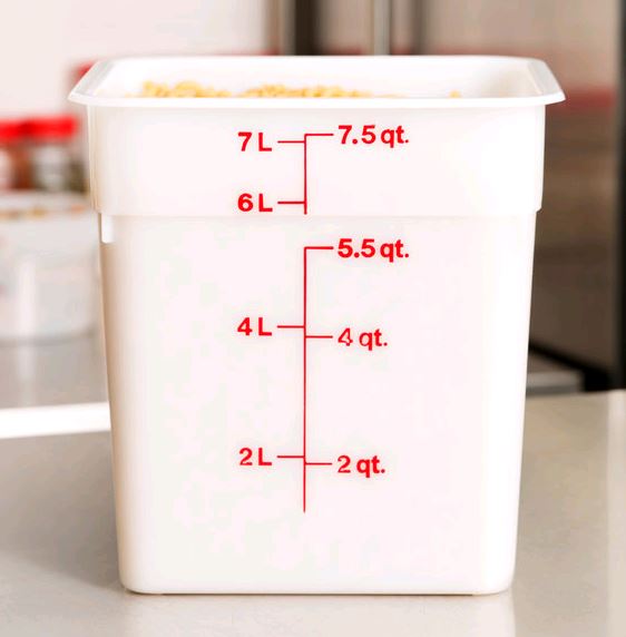 Cambro 8SFSP148 8 Qt. White Poly CamSquareÂ® Food Storage Container